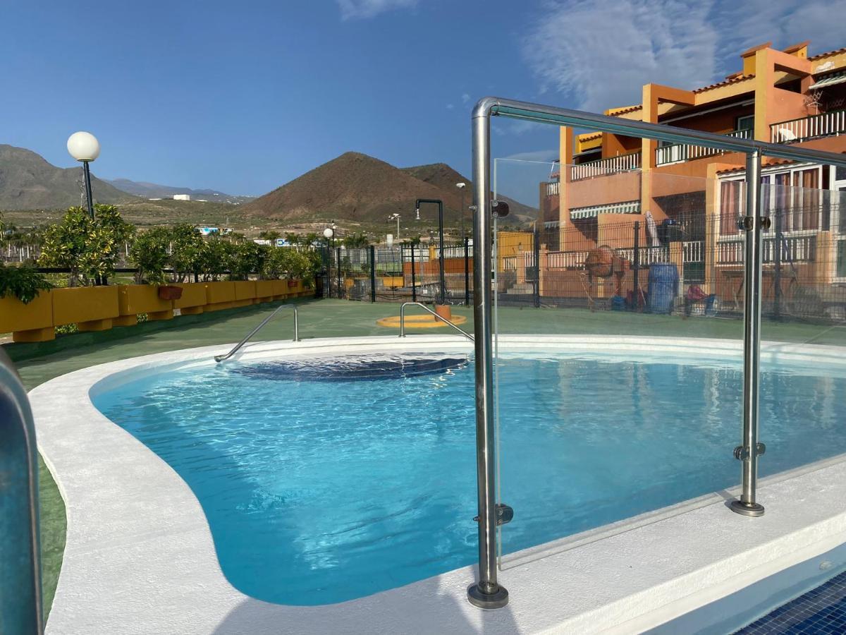 لوس كريستيانوس Simon Beach House Los Cristianos المظهر الخارجي الصورة